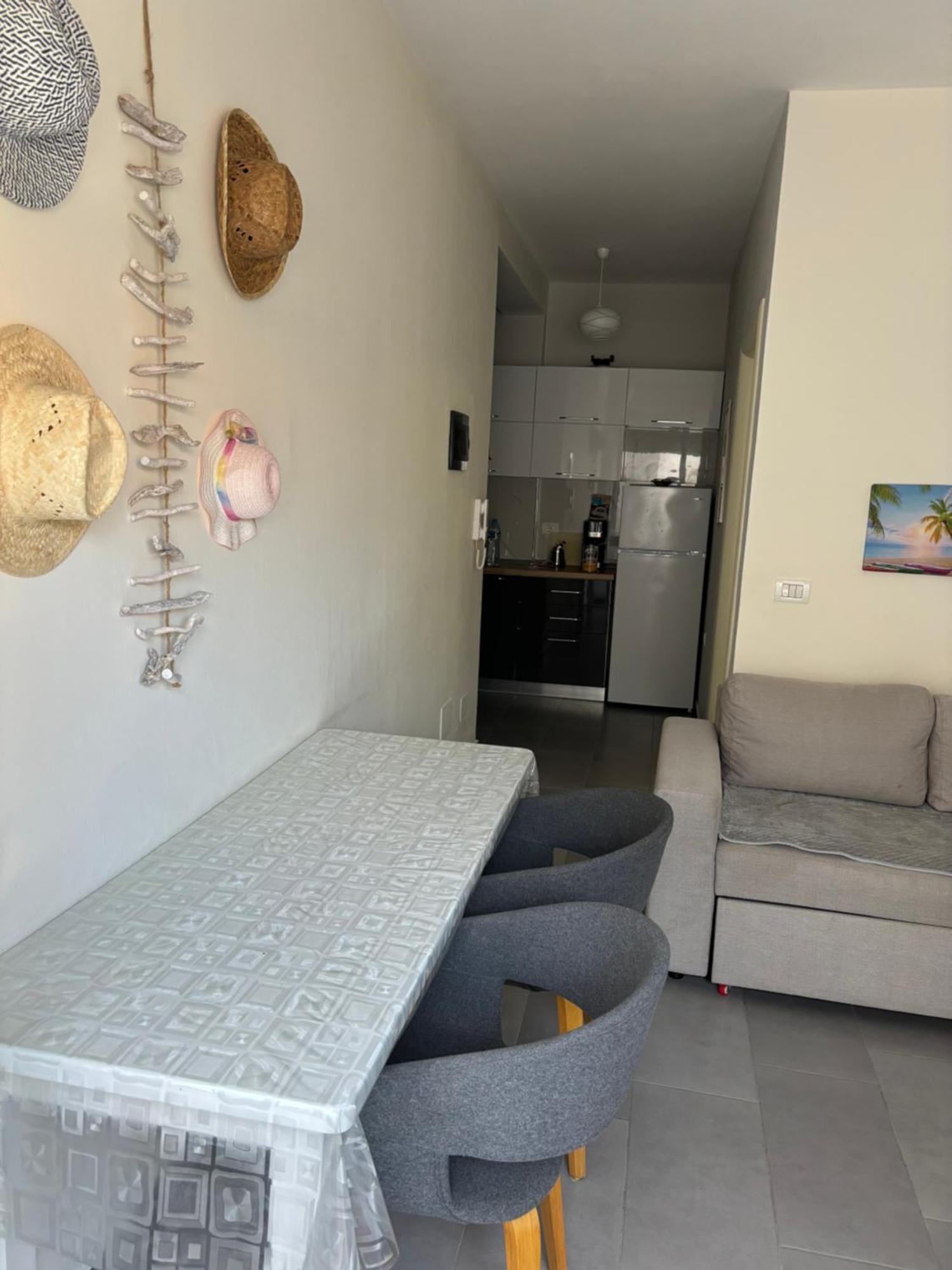Apartament Kris In Durres Plazh 외부 사진